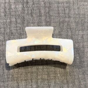 Lululemon Athletica White Hair Clip